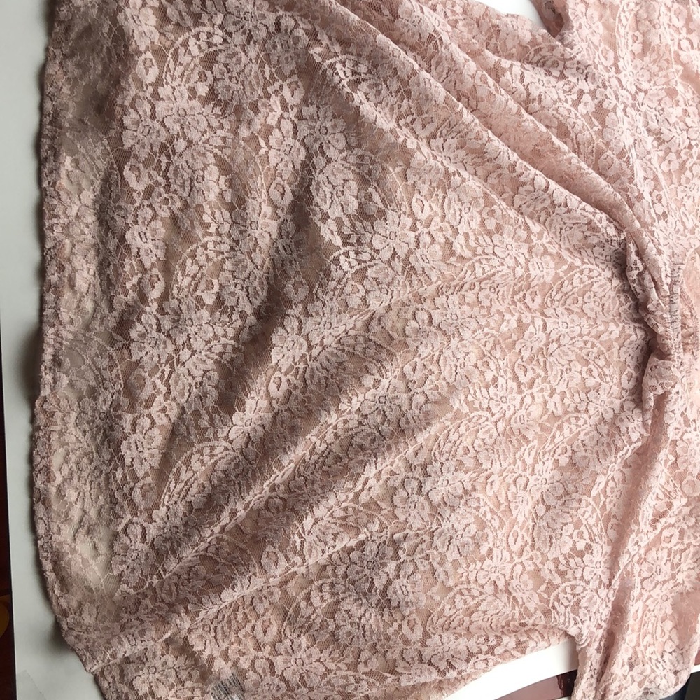 Light pink top - Picture 5 of 5